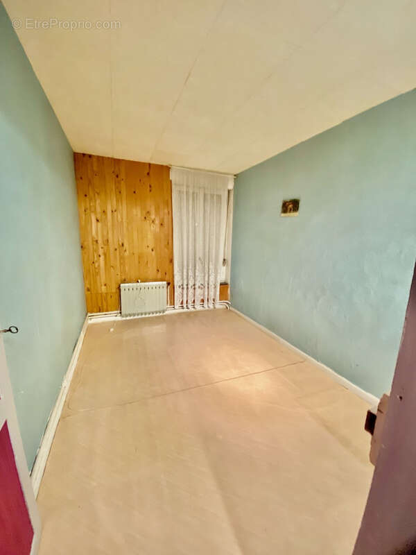 Maison de ville à vendre à hautmont idéal investisseur - photo 8