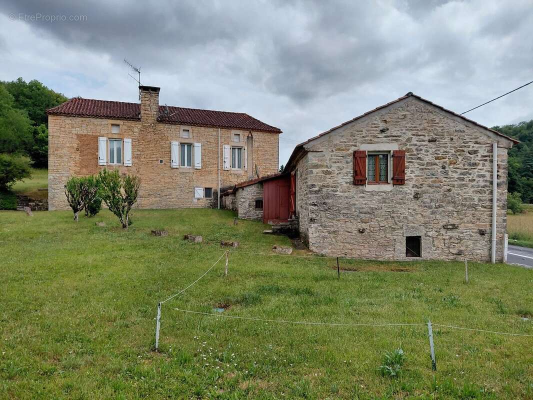 Maison 188 m² à Saint-Medard  - photo 16