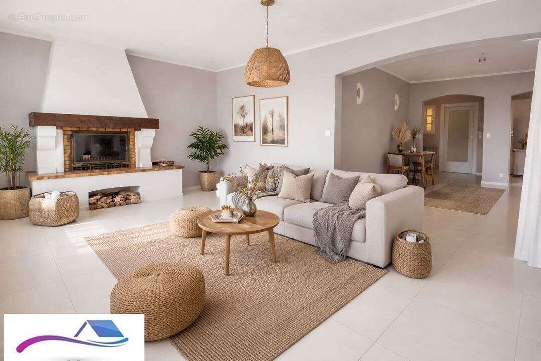 Maison à MANDELIEU-LA-NAPOULE