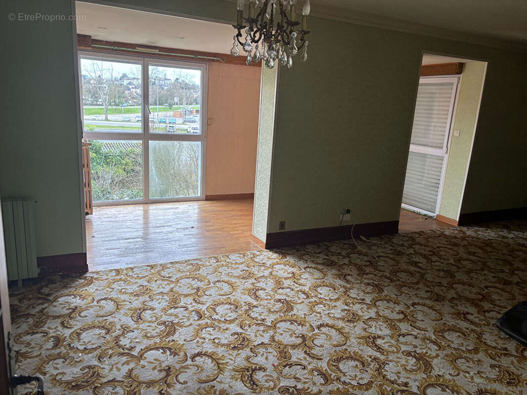 Maison à CHATEAU-GONTIER