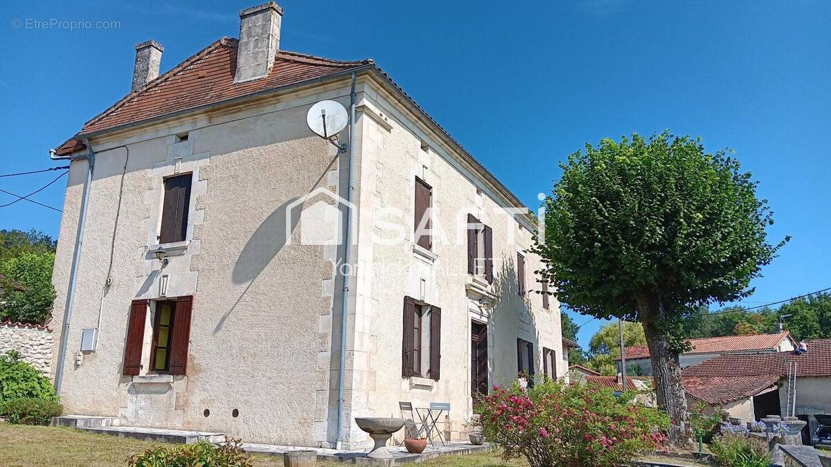 Photo 1 - Maison à DOUCHAPT