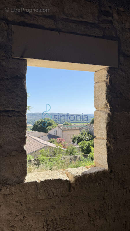 Ancienne remise en pierre à réinventer. Un projet unique au cœur de Saint-Maximin - photo 6