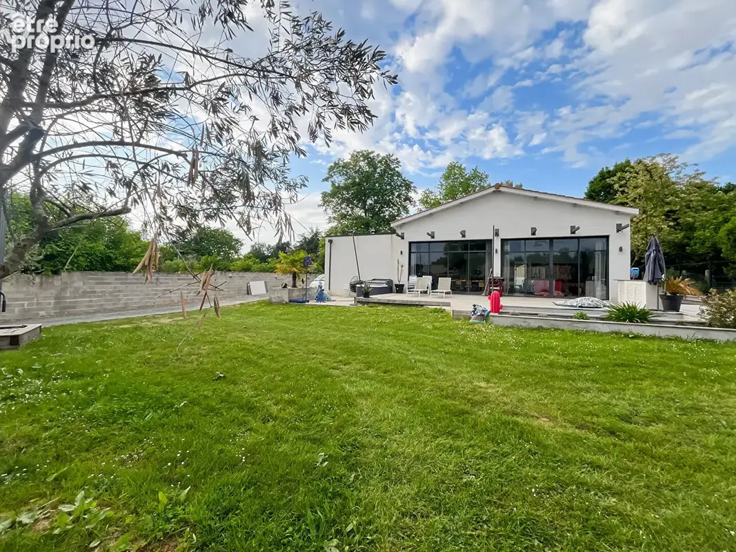 A vendre: Villa contemporaine Sadirac - 6 pièce(s) 205 m2 - photo 4