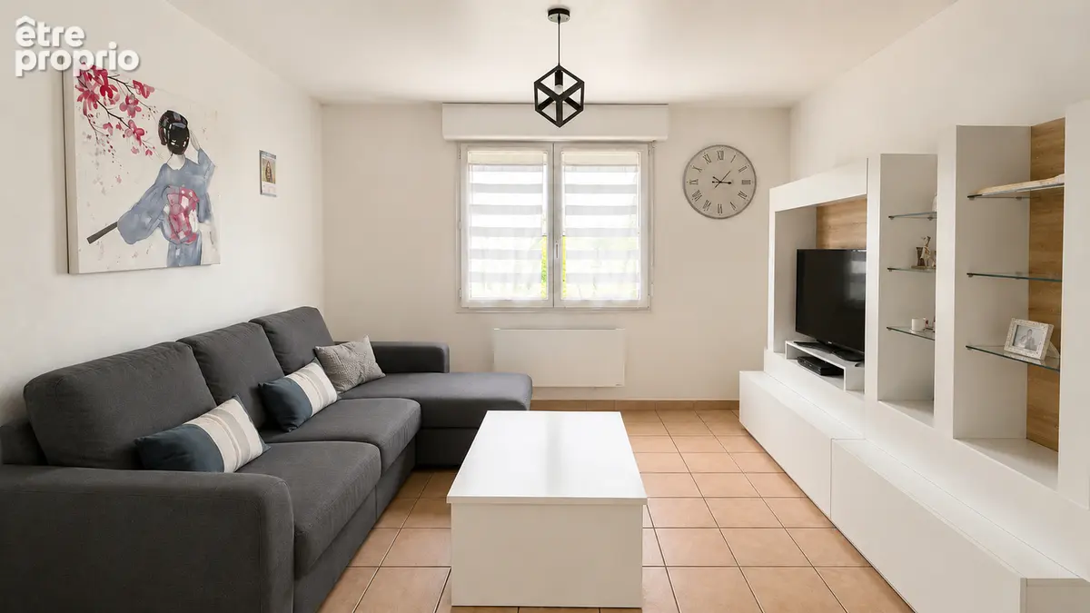 Maison 7 pièces - terrain de 370 m2 - GUILERS - photo 3