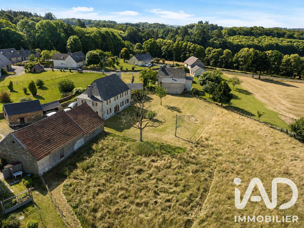 Photo 1 - Maison à LE CHASTANG