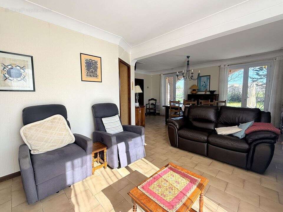 Maison à VILLENEUVE-LES-MAGUELONE