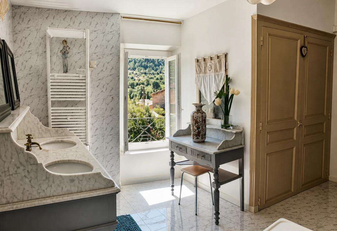 Maison de 5 pièces de 115 m² à Buis-les-Baronnies - photo 6