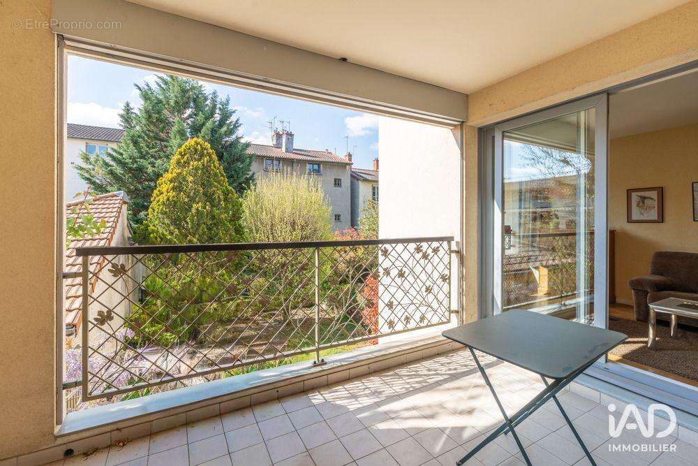 Photo 8 - Appartement à ECULLY