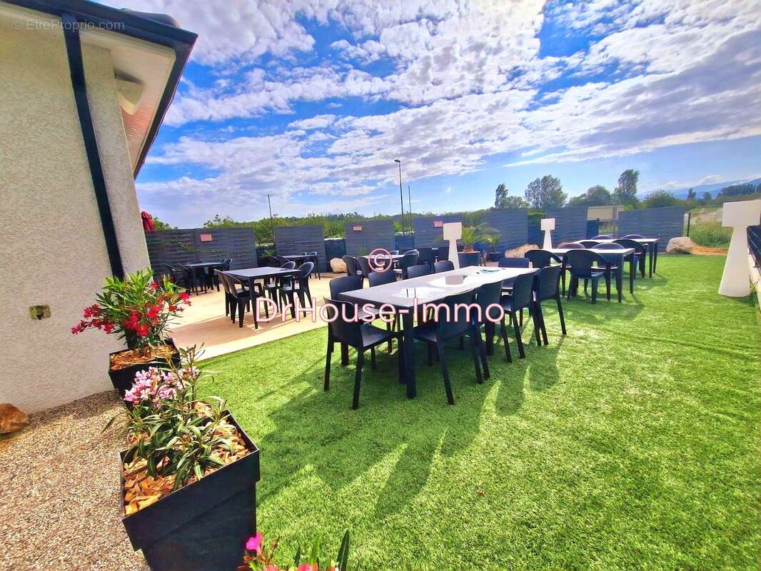 Commerce à CHATILLON-SAINT-JEAN