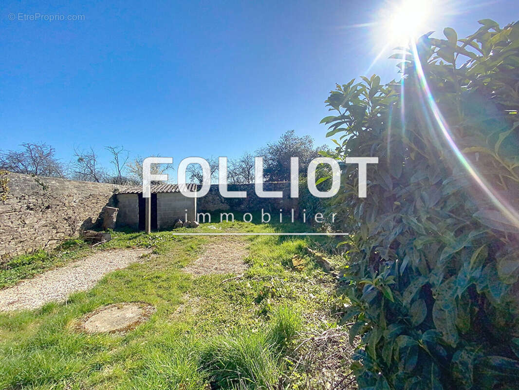 Maison à CURCY-SUR-ORNE