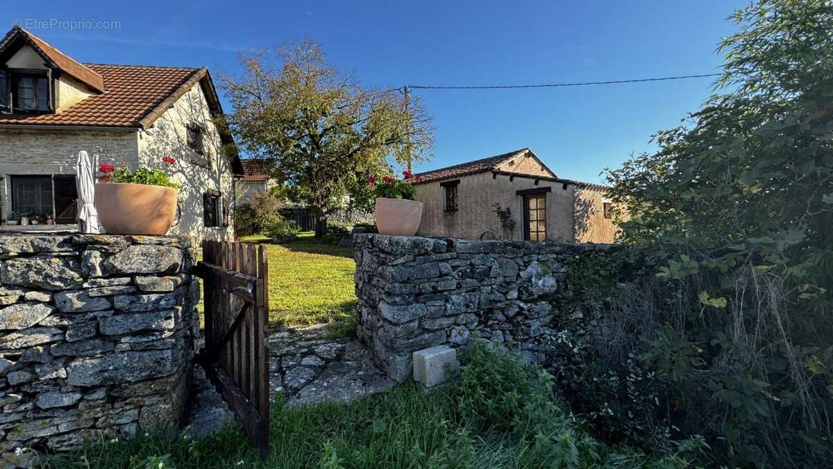 Maison à LUGAGNAC