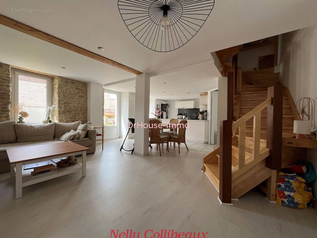 Maison 6 pièces 105 m² à vendre à Bieville-Beuville (14112) - photo 2