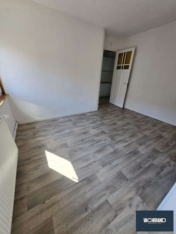 Appartement 35 m² à Lille  - photo 2