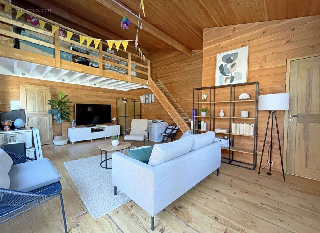 Maison à LA BRILLANNE