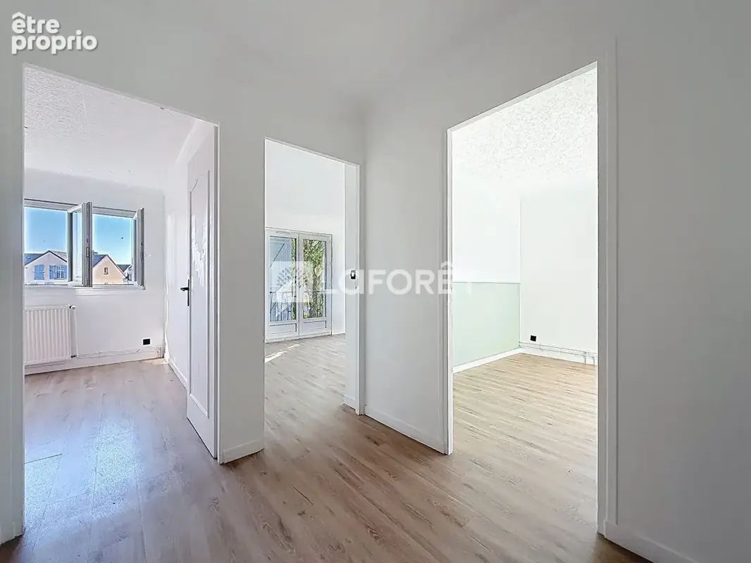 Maison 4 pièces 88 m² à vendre à Maurepas (78310) - photo 9