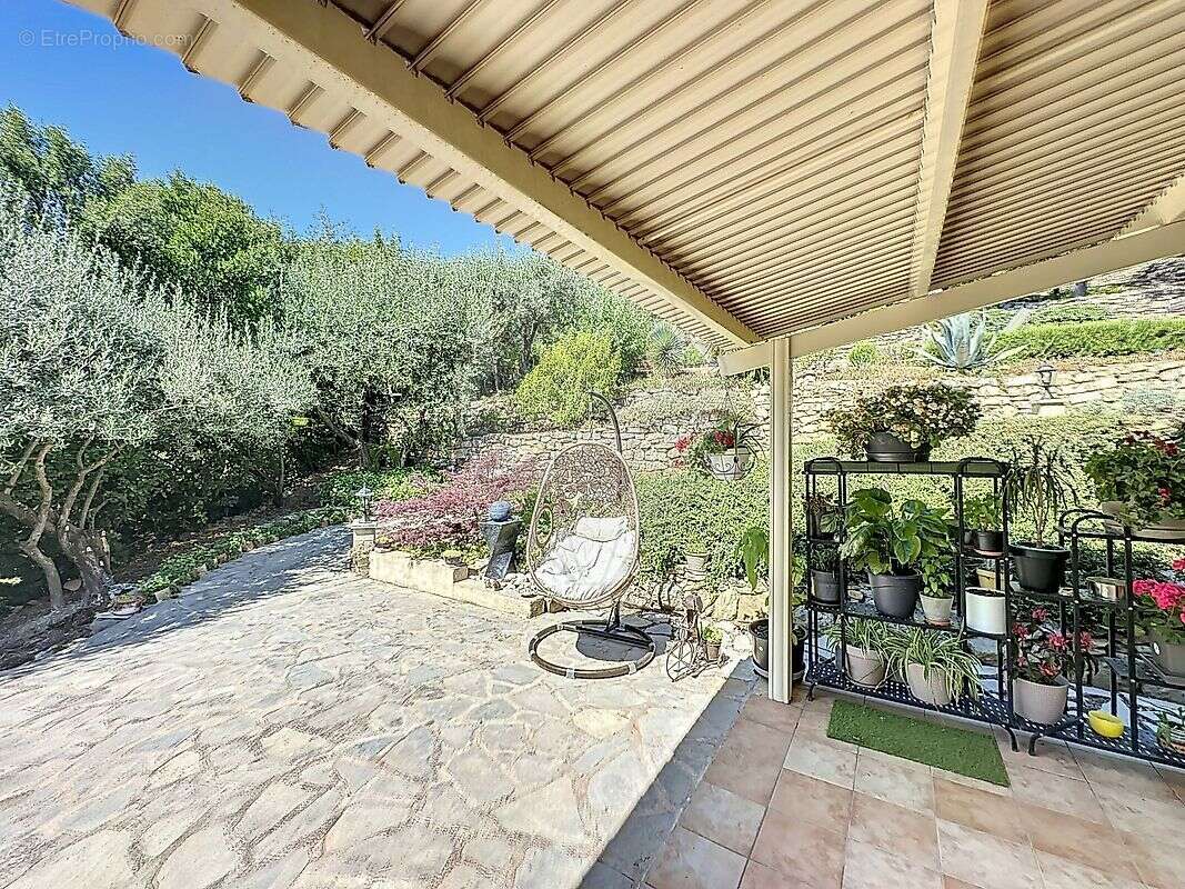 Maison à BOISSET-ET-GAUJAC