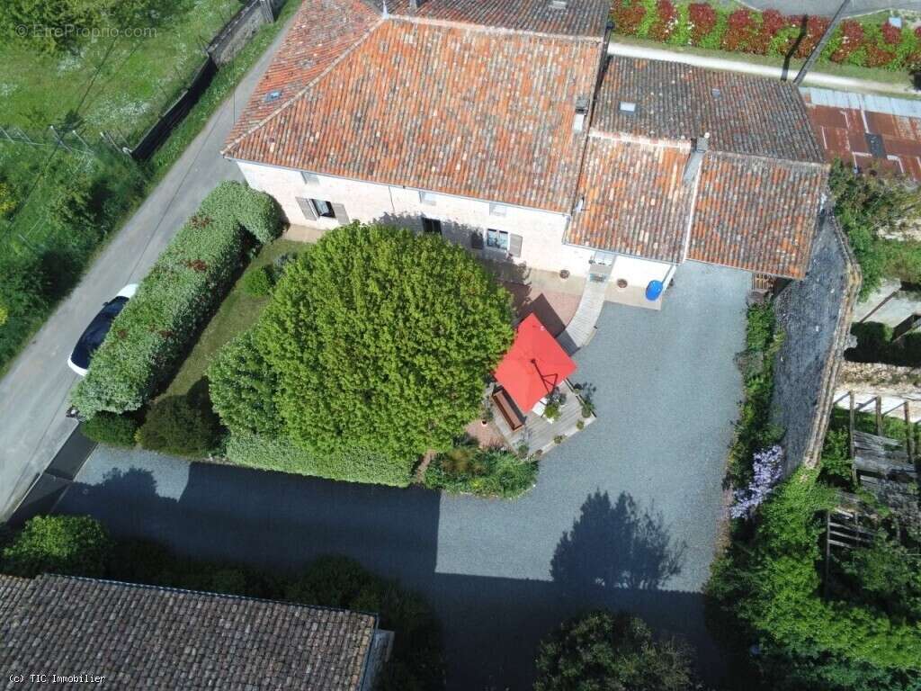 Maison à SAUZE-VAUSSAIS
