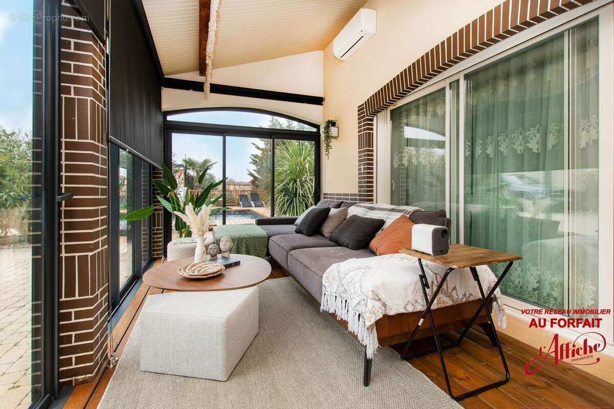 Maison à LA SALVETAT-SAINT-GILLES