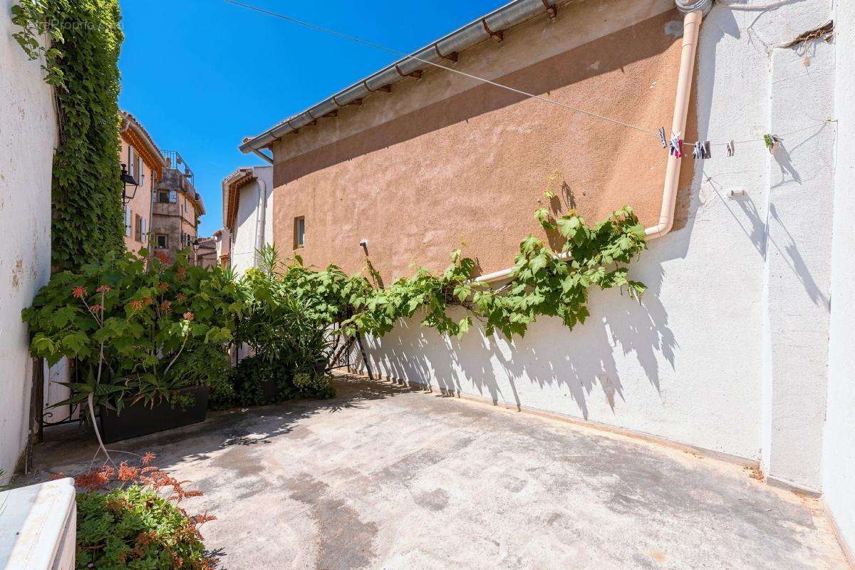 Maison à BOUC-BEL-AIR