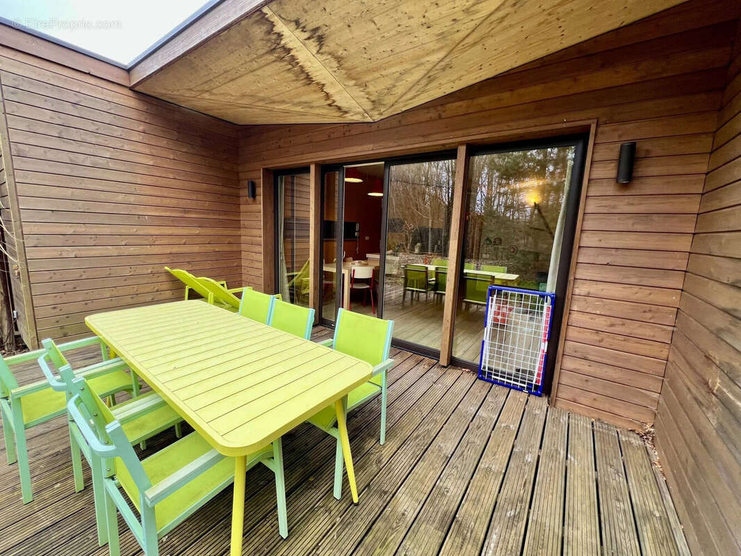 Maison à BAILLY-ROMAINVILLIERS