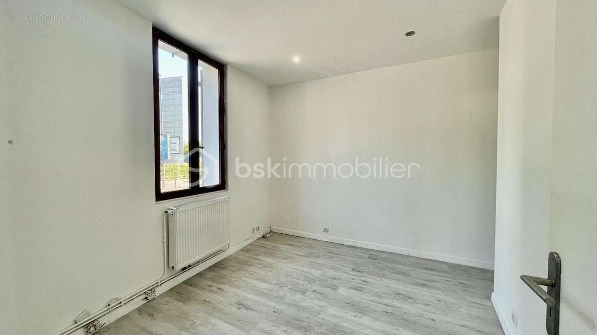 Maison 2 pièces sur la Commune de Rosny-Sous-Bois - photo 8