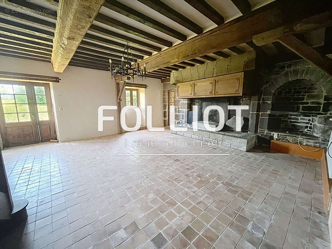 Maison à vendre à Saint Aubin des Préaux - Réf 12557DH - photo 2