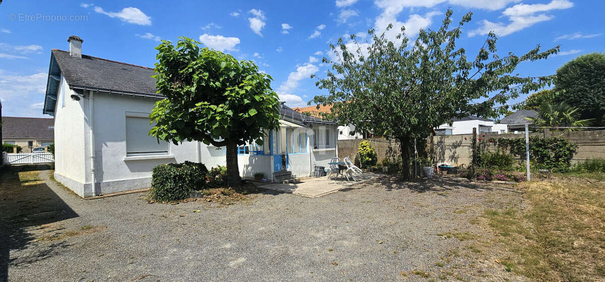 Maison à SAINTE-LUCE-SUR-LOIRE