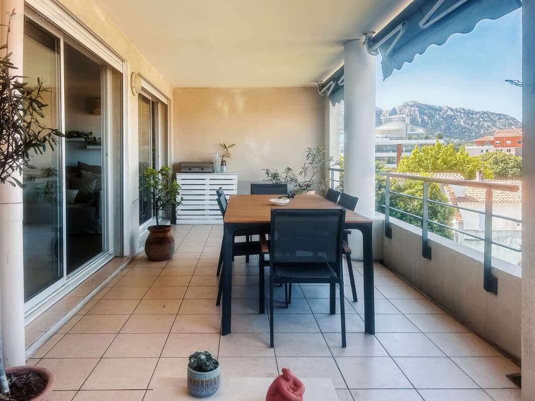 Appartement à MARSEILLE-8E