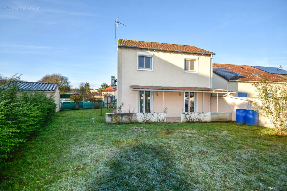 Maison à BOURNONCLE-SAINT-PIERRE