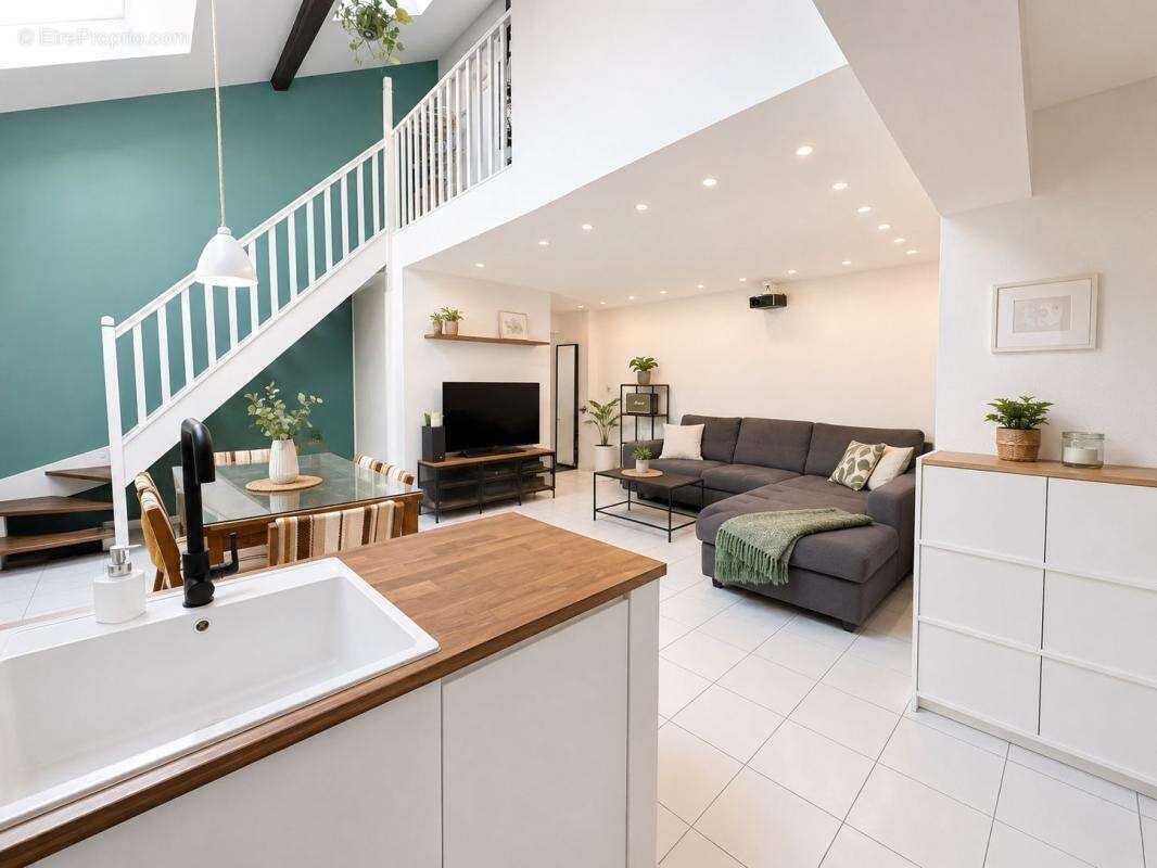 Centre ville Mulhouse -Duplex atypique 3pièces - photo 4