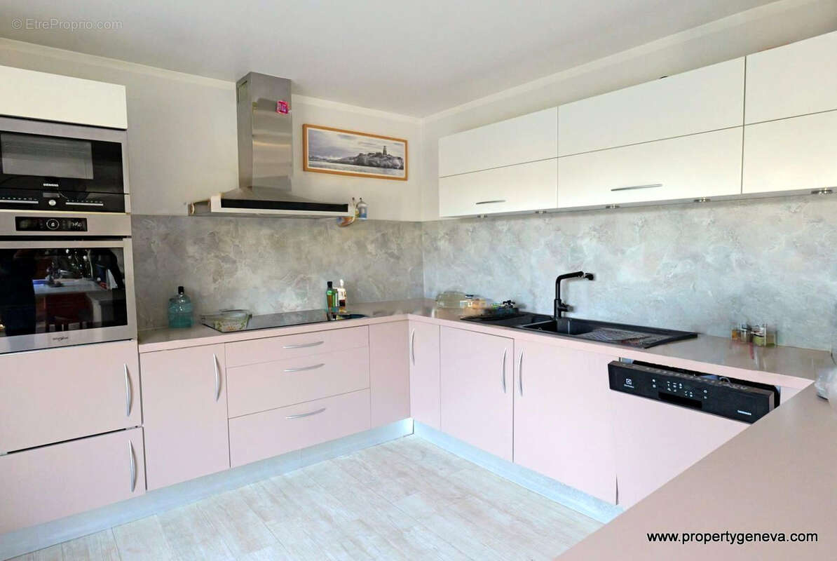 Maison à PREVESSIN-MOENS