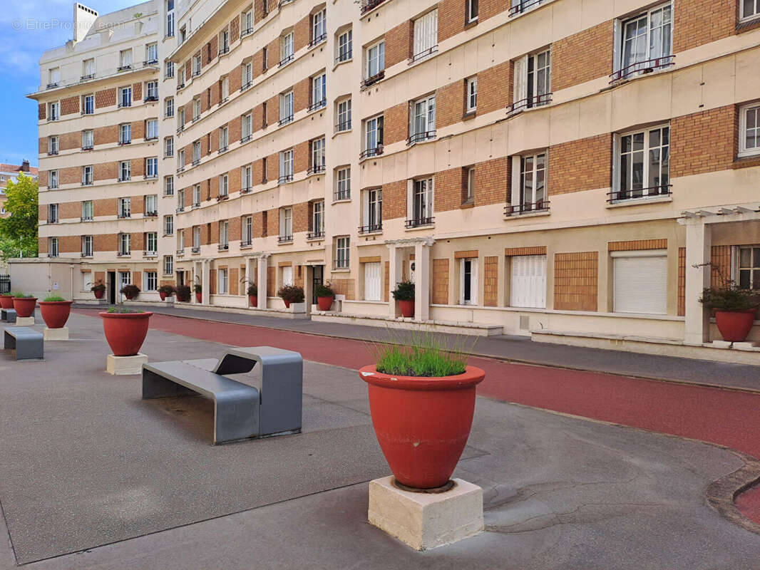 Appartement à MONTROUGE