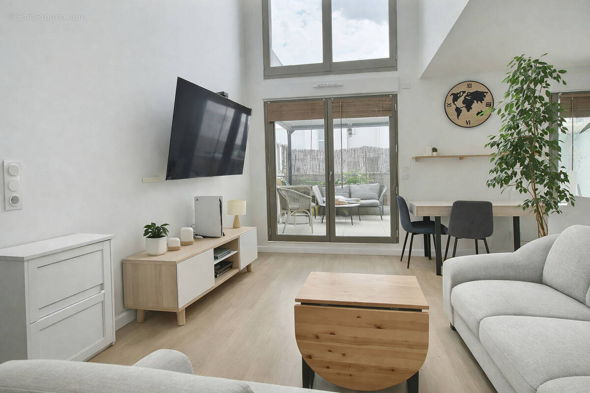 Appartement à COLOMBES