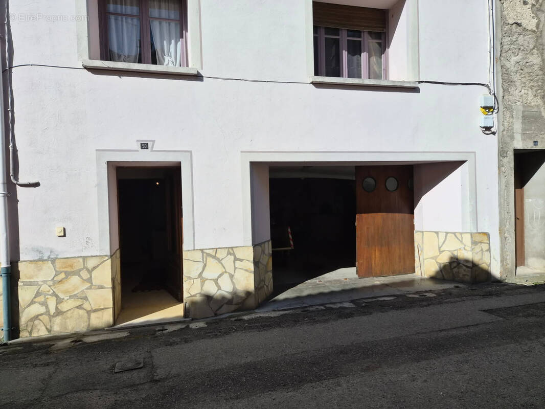 Maison à MONTFORT-SUR-BOULZANE
