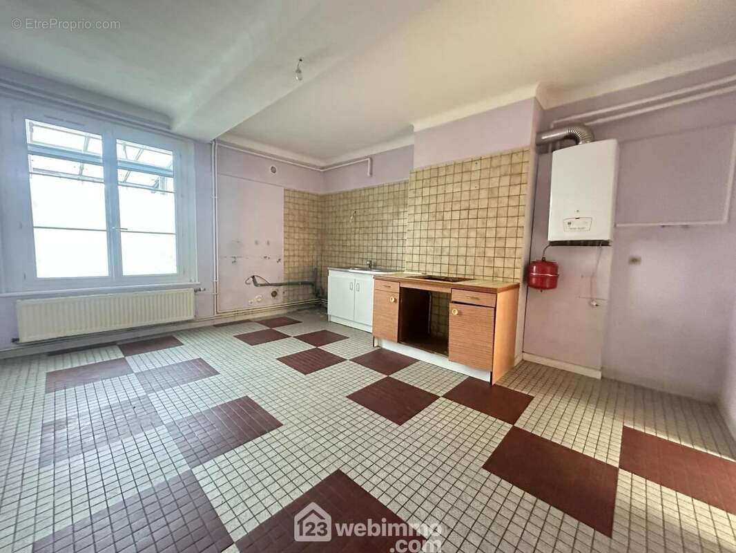 A aménager selon vos envies - Maison à CREPY