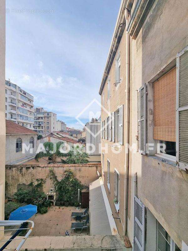 Appartement à MARSEILLE-7E