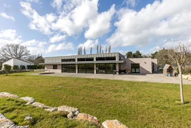 Maison à SABLE-SUR-SARTHE