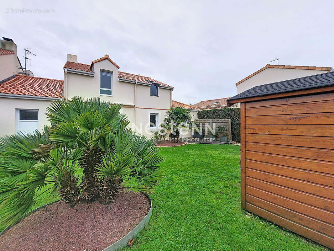 Maison à SAINTE-LUCE-SUR-LOIRE