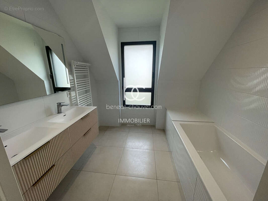 SARZEAU, Maison d'architecte avec vue sur le Golfe du Morbihan - photo 13