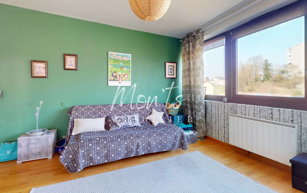 Appartement à SAINT-JULIEN-EN-GENEVOIS