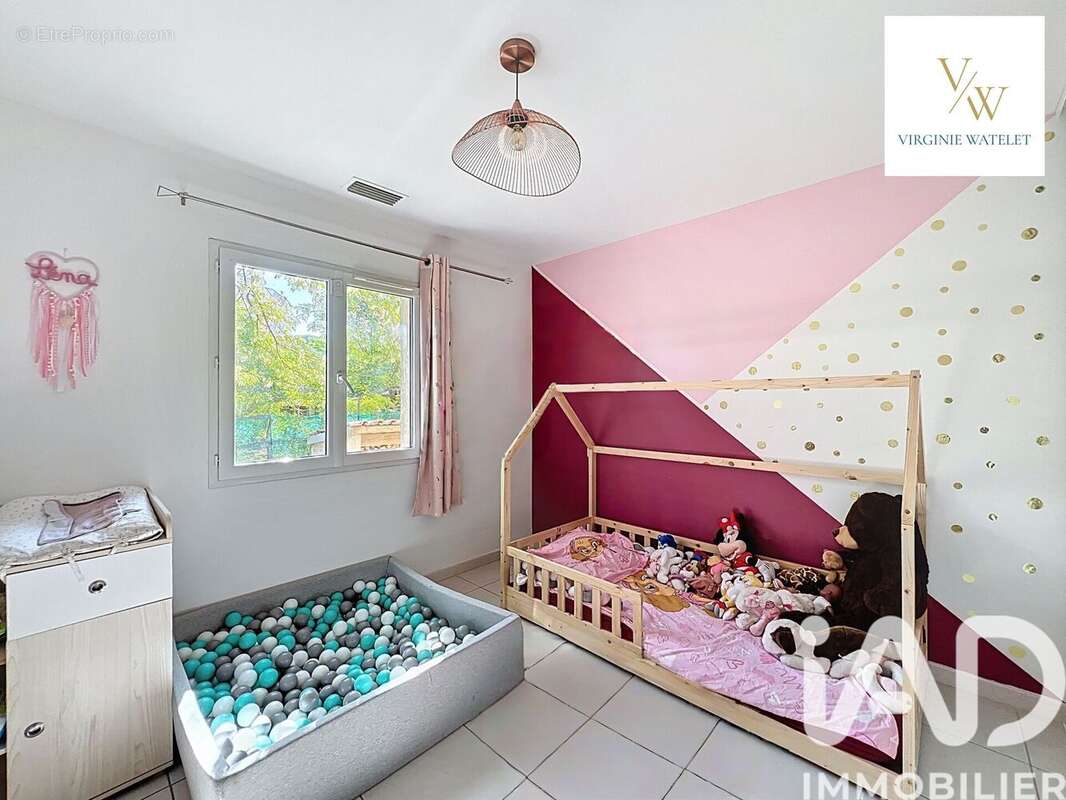 Maison 104 m² à Saint-Bauzille-De-Putois  - photo 5