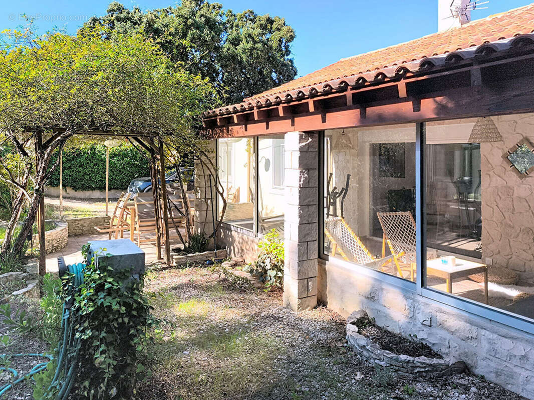 Maison à LES ANGLES