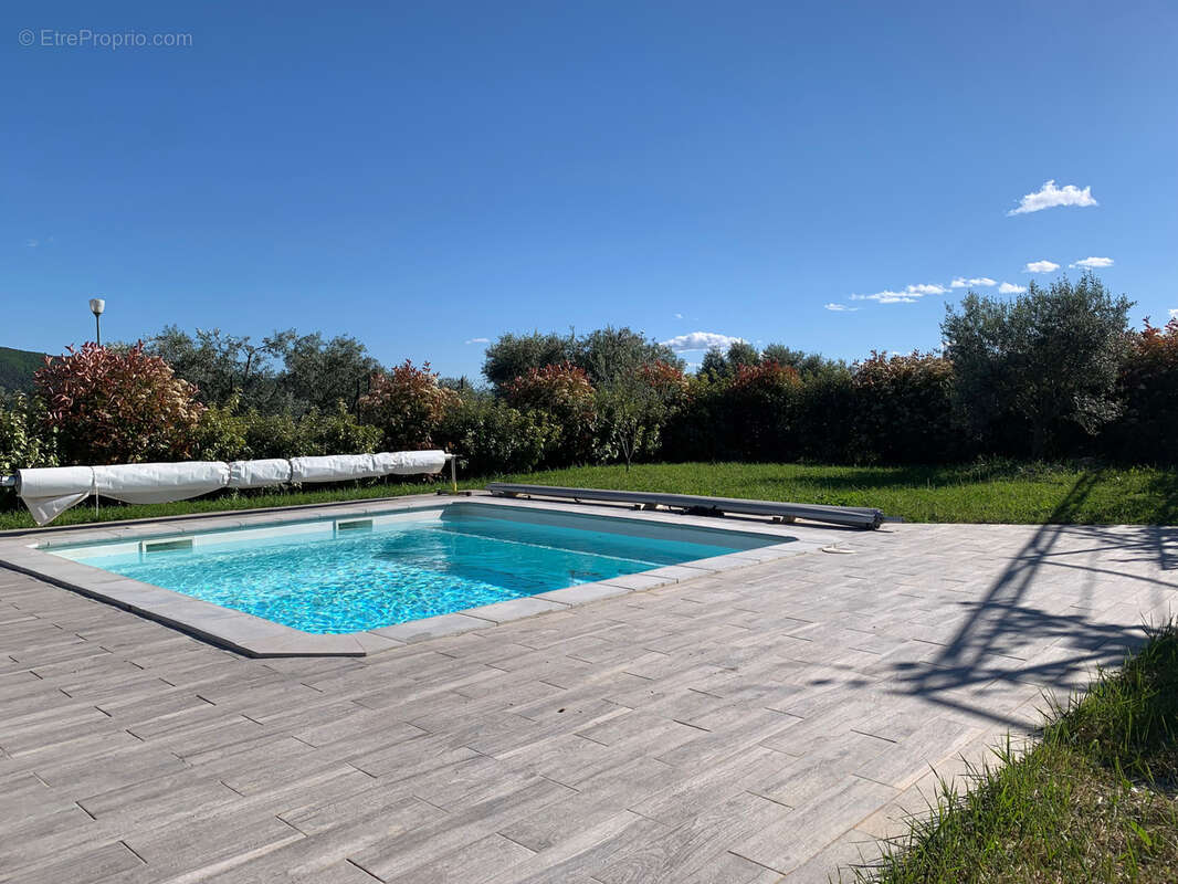 VILLA T5 avec garage et piscine - photo 2