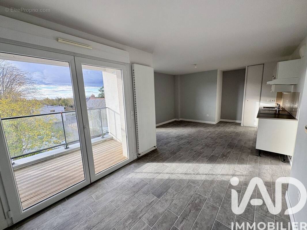 Photo 1 - Appartement à MONTLOUIS-SUR-LOIRE