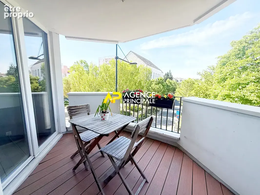 Photo Appartement à Argenteuil au prix de 219 900€
