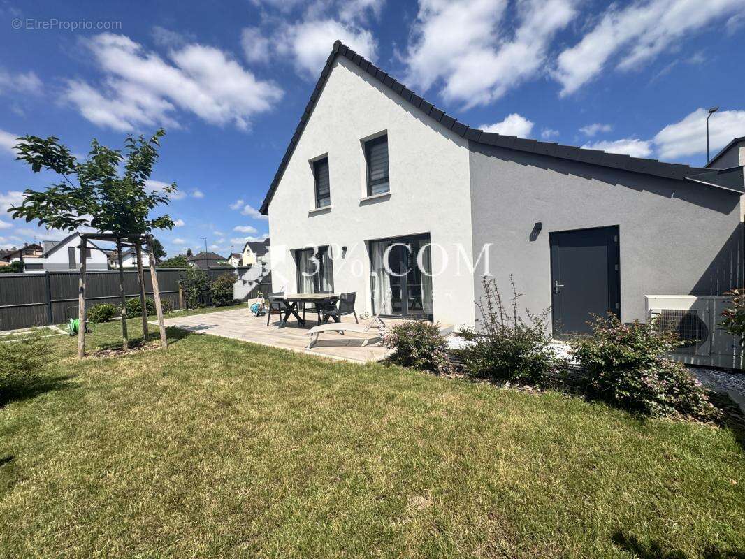 3%COM Jolie maison avec jardin de 2022 - photo 14