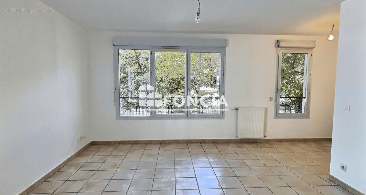 Appartement à LYON-9E