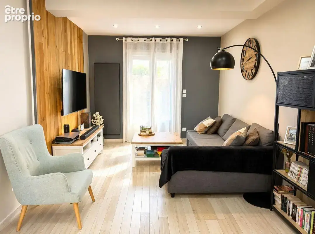 Maison de village 4 pièces avec cour, garage et atelier à Villegailhenc, proche Carcassonne - photo 3