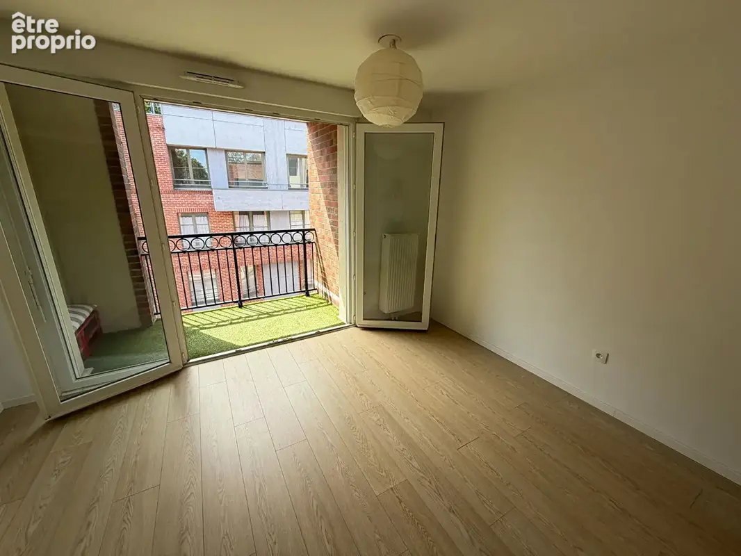 Vieux lille type 2 avec balcon et garage - photo 3