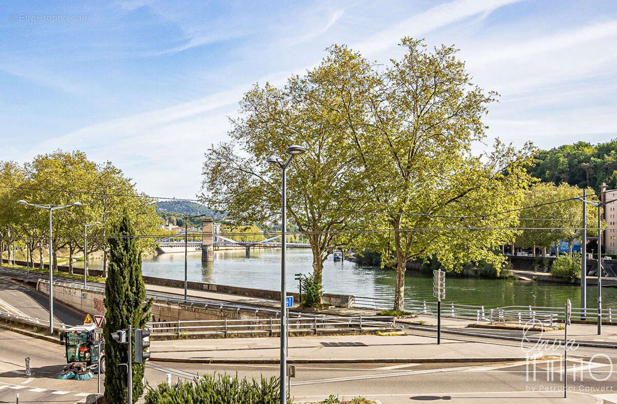 Appartement à LYON-9E